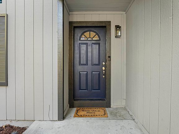 2nd image of 3611 Sun View Ct