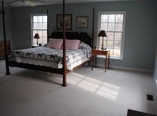 819 W Thatcher Rd, Quakertown, PA 18951