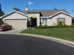 5241 E Wildflower Ln, Fresno, CA 93725