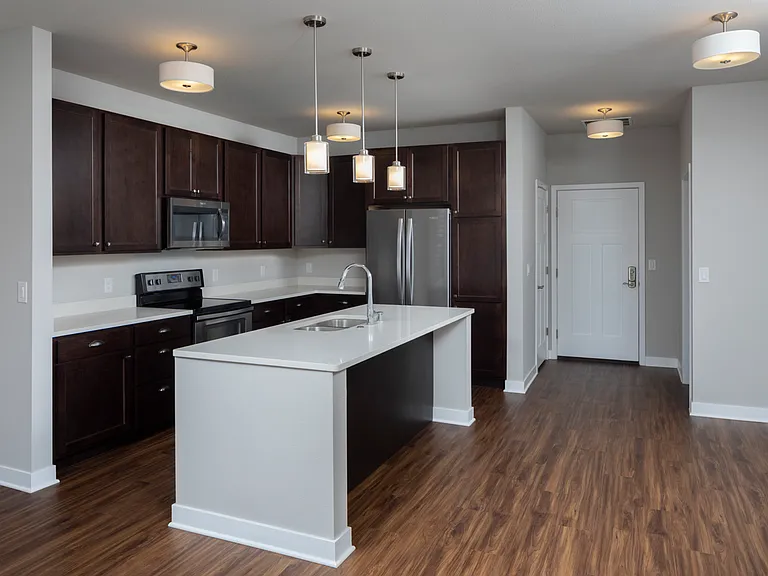 Arrabelle Kitchen | Townhomes