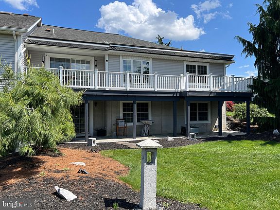 3rd image of 3849 Farmstead Dr