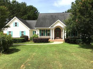 214 Sweetwater Dr, Thomasville, GA 31757