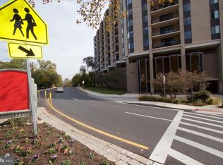 4242 E West Hwy #513, Bethesda, MD