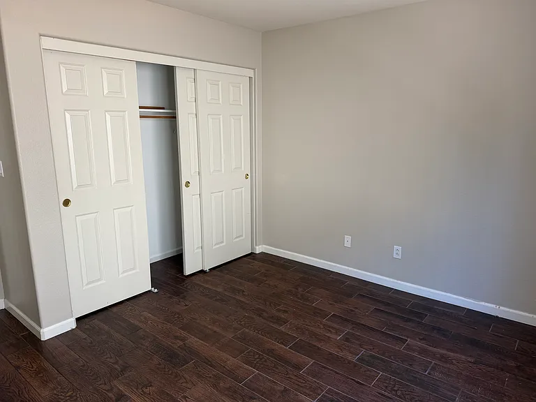 256 Putter Dr — Photo 8