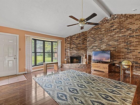 4th image of 20214 Foxchester Ln