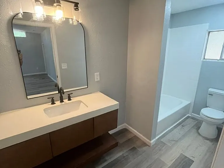 3498 Riverdale Dr — Photo 14