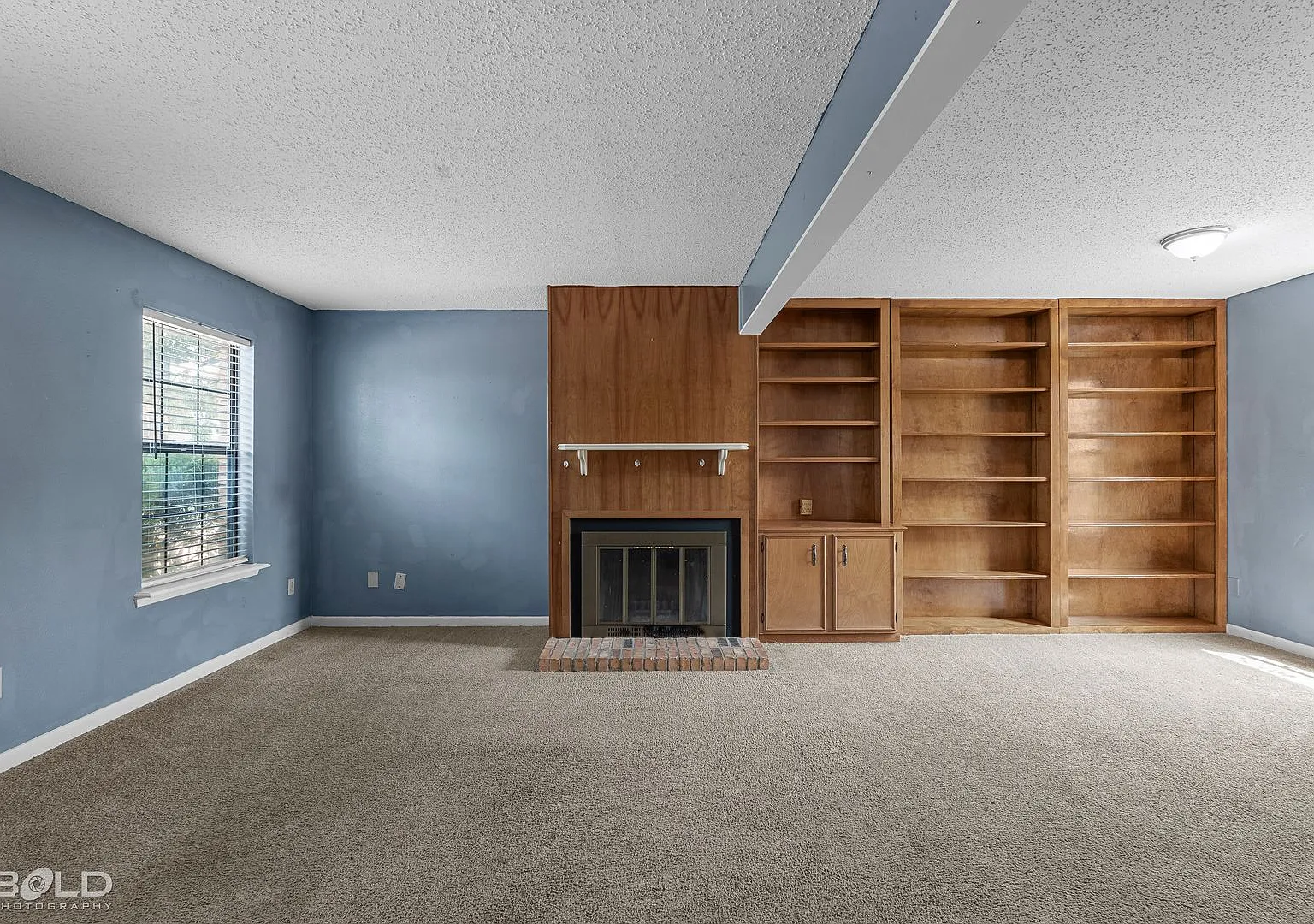 Spacious 2-Bedroom Bossier City Home with 2-Car Garage & Tennis Court Access — Photo 3