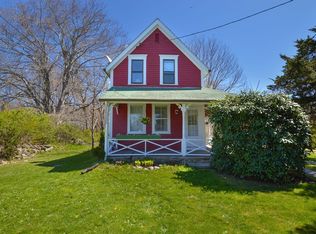 459 Sconticut Neck Rd, Fairhaven, MA 02719
