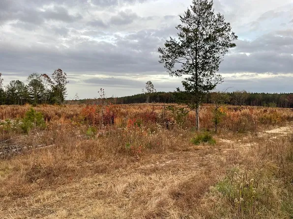 827 Barnes Station Rd, Iva, SC 29655
