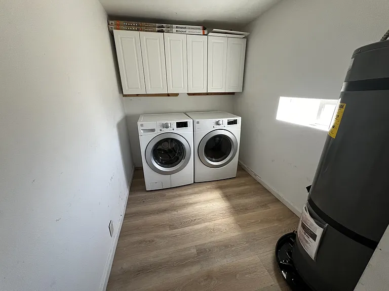 311 E Lauff Ave — Photo 2