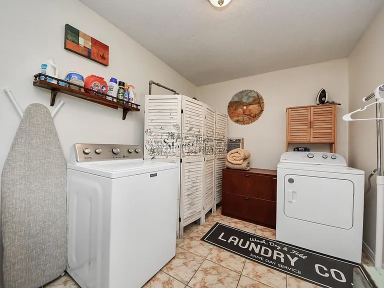 17018 Water Oak Dr #B — Photo 20