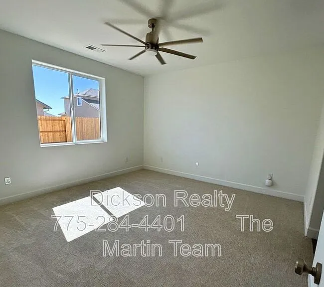 3247 Eleanor Way — Photo 7