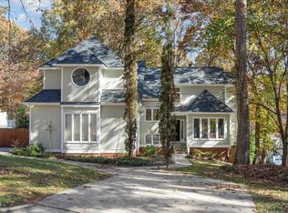 813 Vestavia Woods Dr, Raleigh, NC 27615