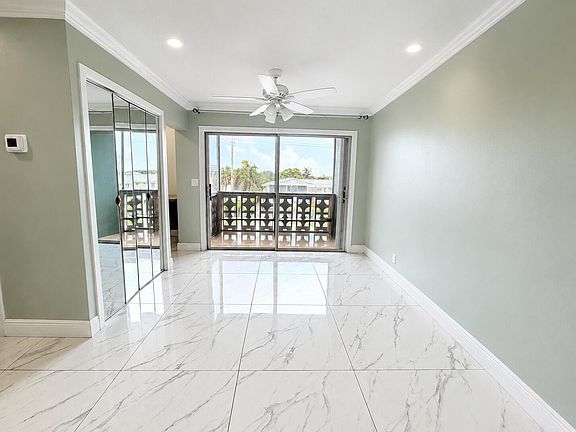 2nd image of 941 CRYSTAL LAKE Drive #309
