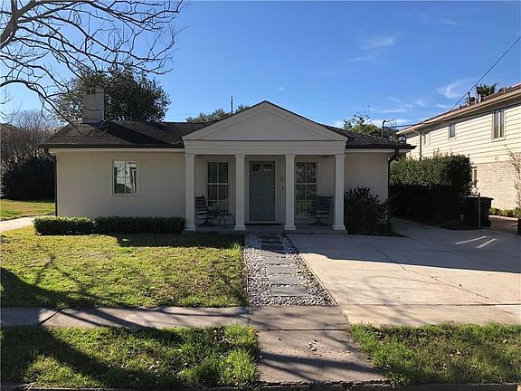 2nd image of 382 Bellaire Dr