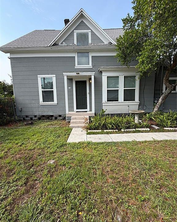 1st image of 118 N Beaumont Ave
