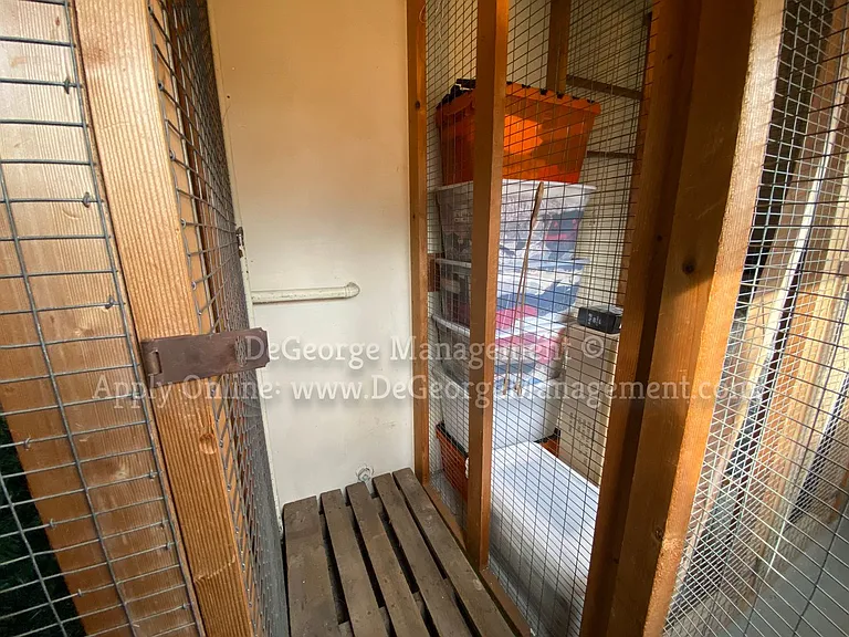 Woodside Court Apartments — Photo 48