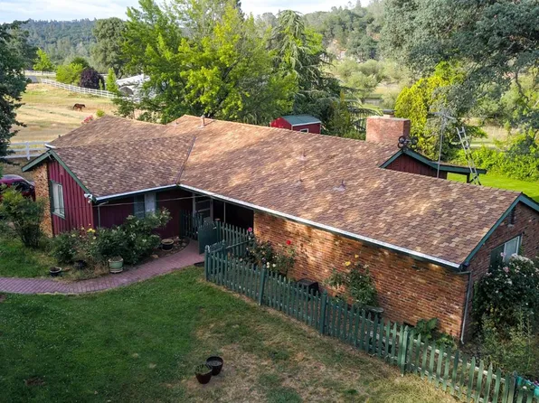 13505 Lake Valley Dr, Auburn, CA 95602