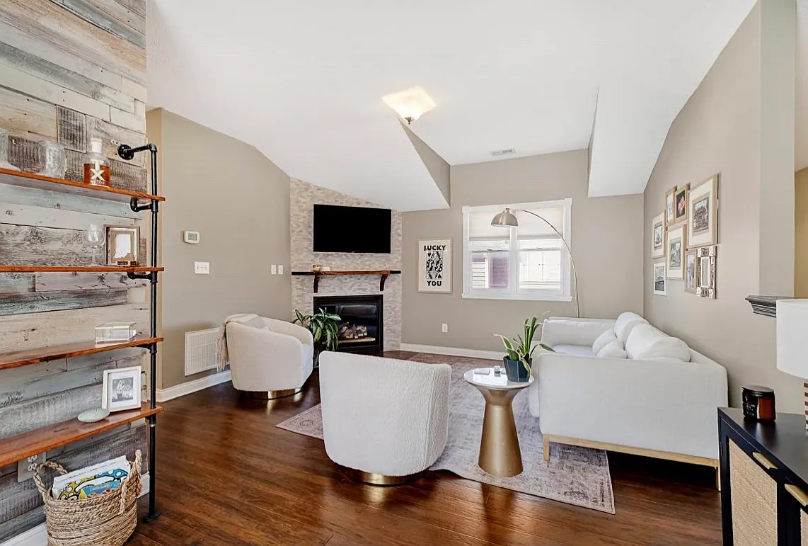 1 bed, 861 sqft, $1,500 — Photo 2