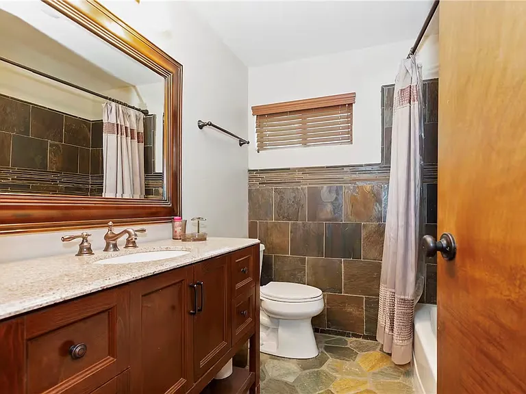 353 Mittry Ln — Photo 13