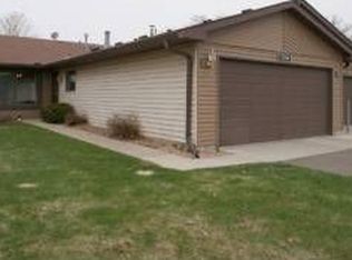 13364 Hughes Ct, Apple Valley, MN 55124