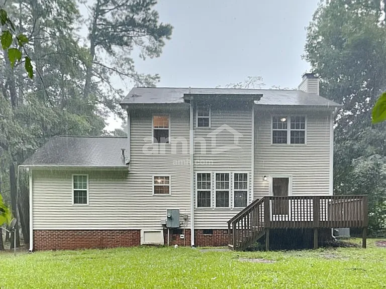 506 Westminster Dr — Photo 17