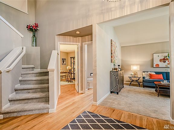 4th image of 24400 SE 46th Ct