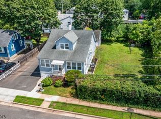 913 E Frech Ave, Manville, NJ 08835