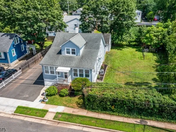 913 E Frech Ave, Manville Boro, NJ 08835