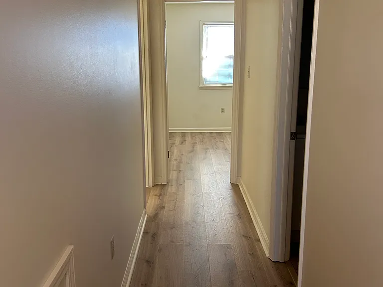 1320 Glenway Ave — Photo 12