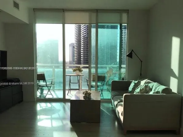 950 Brickell Bay Dr APT 2001, Miami, FL 33131