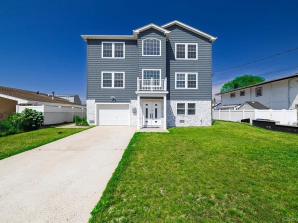 740 S Ocean Ave, Freeport, NY