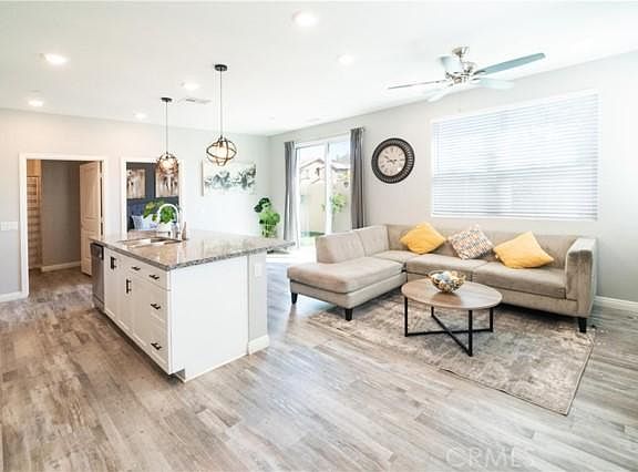 4th image of 27368 Bella Ln