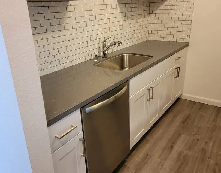 2300 Sycamore Ln #24 — Photo 1