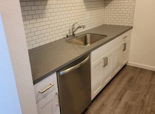 2300 Sycamore Ln APT 24, Davis, CA 95616