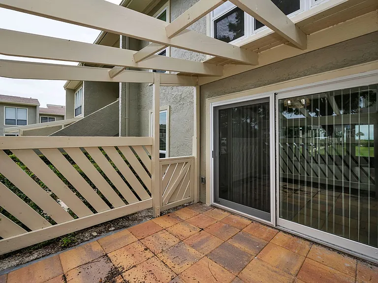 645 Windrush Bay Dr — Photo 14