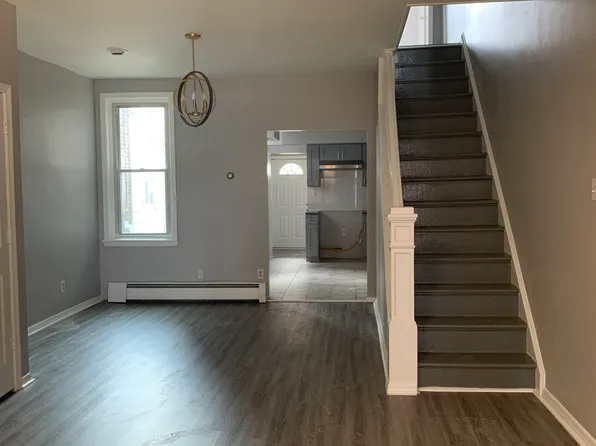 6728 Vandike St, Philadelphia, PA 19135