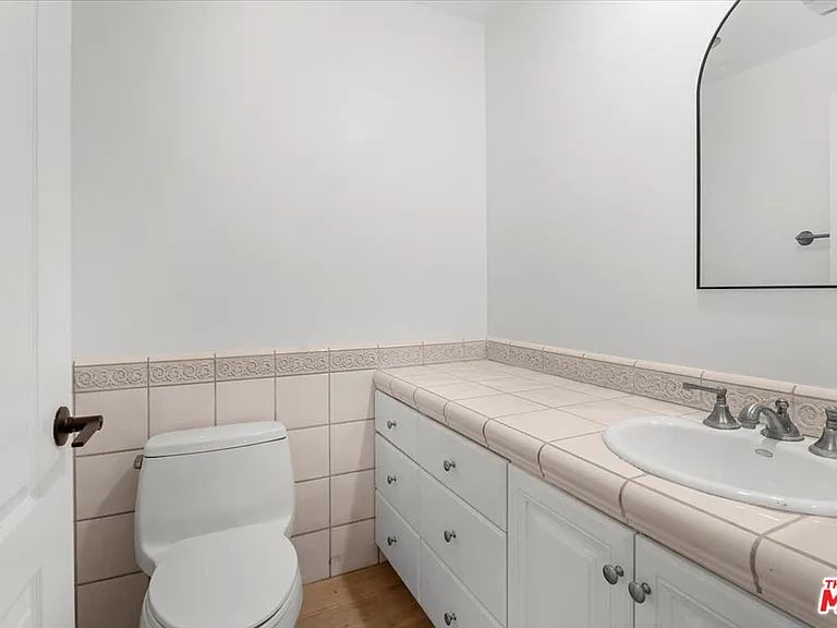 1450 S Beverly Dr #404 — Photo 16