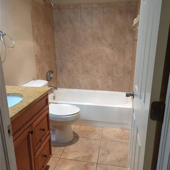 1503 SW 48th Ter — Photo 11