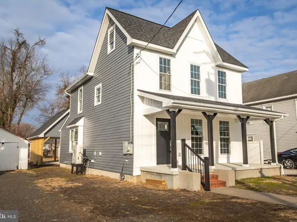 202 Taylor Ave, Hurlock, MD 21643