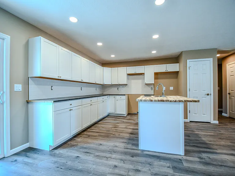 511 Cherry Ln — Photo 11