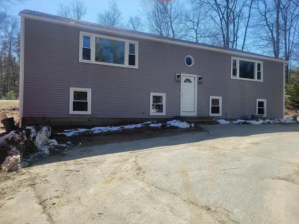 10 Mercury Ln #B, Pelham, NH 03076