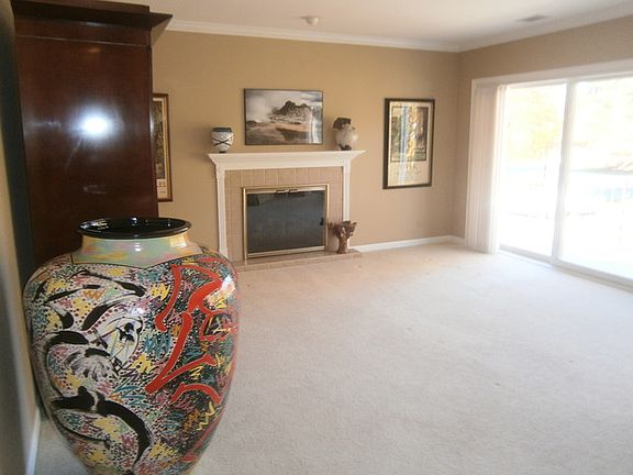 2nd image of 3 Oak Brook Club Dr APT D204