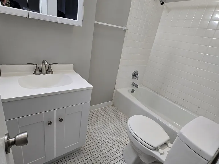 191 Wooster St #C02 — Photo 12