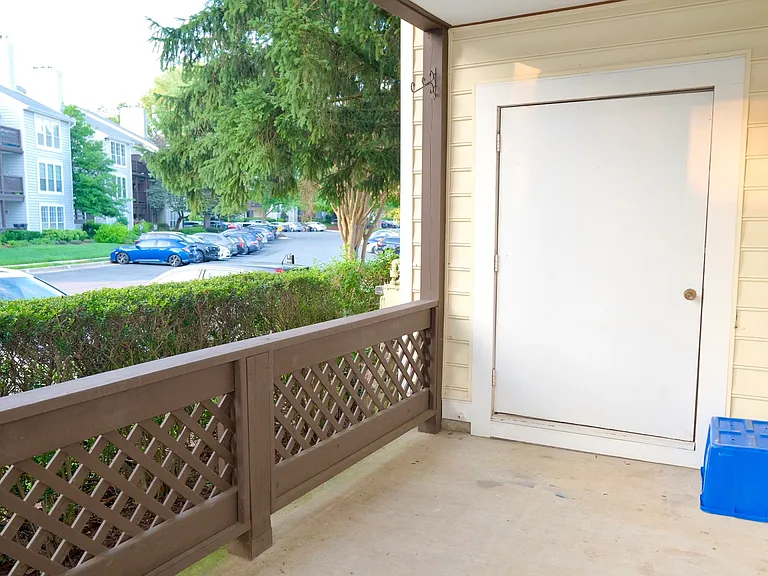 10169 Oakton Terrace Rd — Photo 18