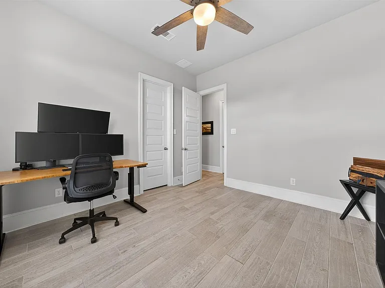 9555 Pappas Creek Ct — Photo 24