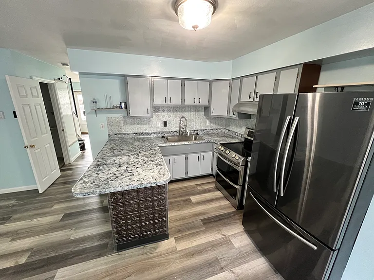 7238 Hazelcrest Dr — Photo 15