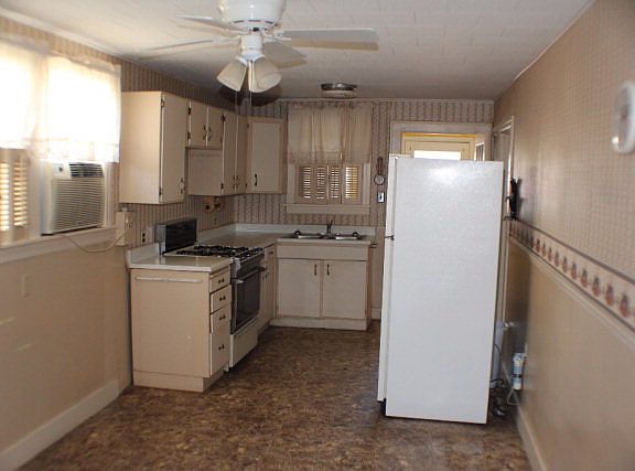 5th image of 408 Bloom St