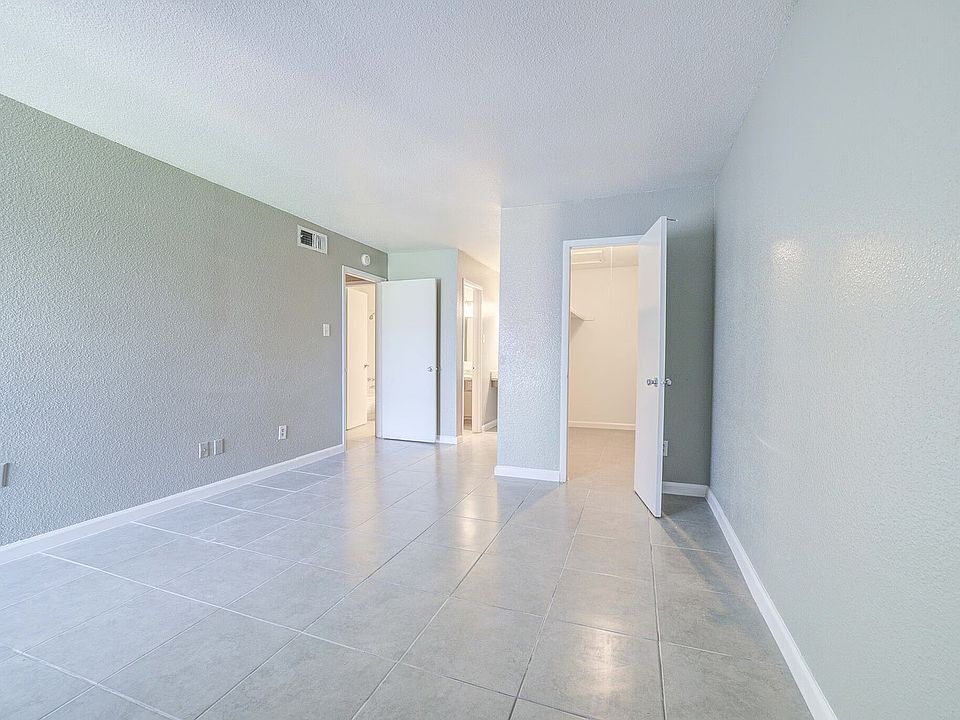 ashford-casa-bella-houston-tx-building-photo (8)