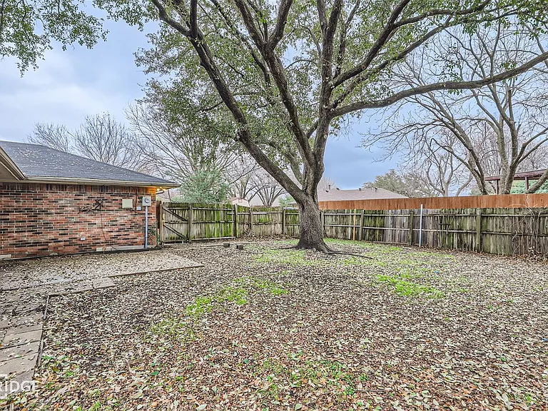 2514 Amy Ave — Photo 26
